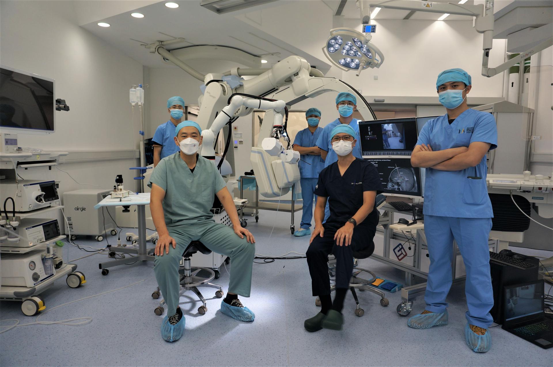 Flexible Surgical Robot and Intelligent motion Assistive Technology